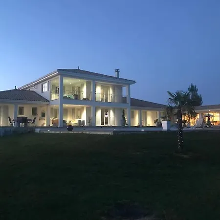 Villa Les Fontenelliers Luxury 5 Star