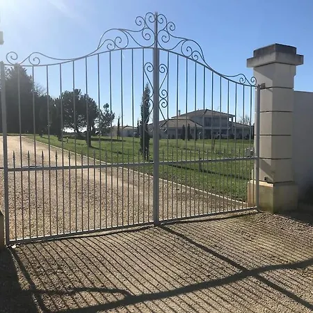 Les Fontenelliers Luxury 5 Star Vila Le Pizou