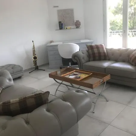 Les Fontenelliers Luxury 5 Star Villa *