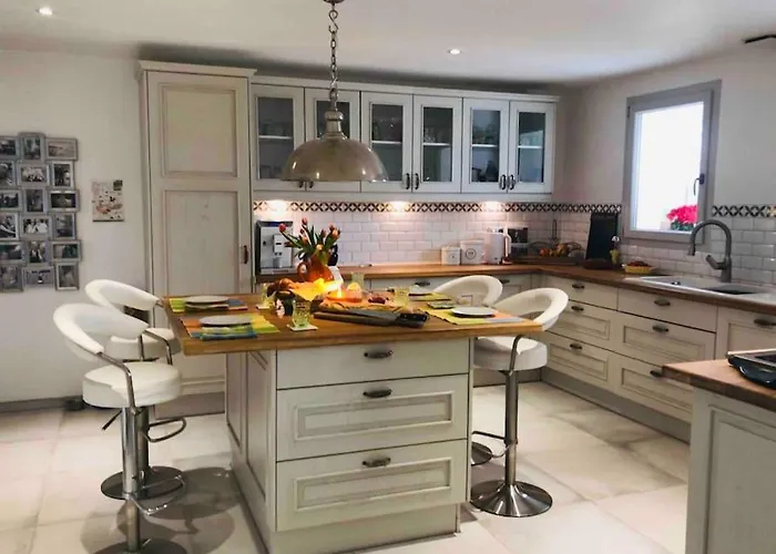 Les Fontenelliers Luxury 5 Star Villa